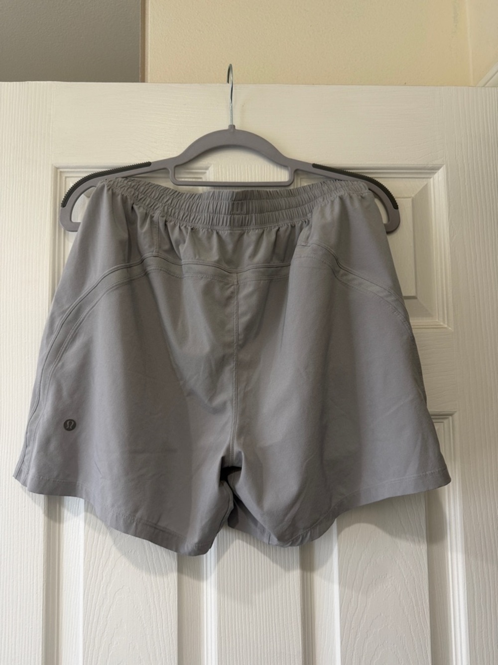 Men’s Lululemon Pace Breaker Short 5" in size medium